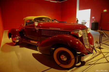 1936-Auburn-Model-852-Speedster-Photographique