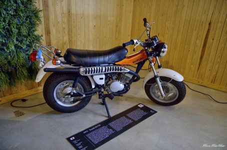 1972-Suzuki-RV125-02