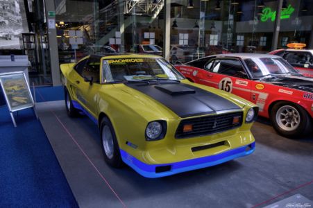 1977-Ford-Mustang-II-Monroe-Handler-Réaliste-01