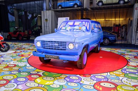 1984-Toyota-Land-Cruiser-The-Blue-Journey-02-Réaliste