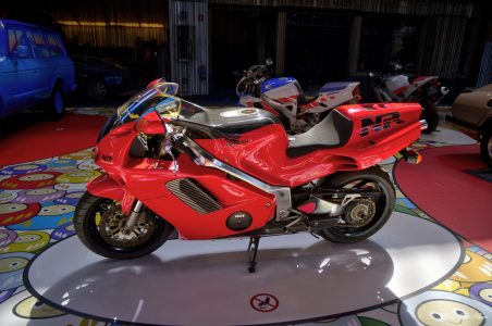 1992-Honda-NR750-01-Réaliste