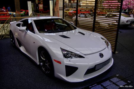 2010-Lexus-LFA-02
