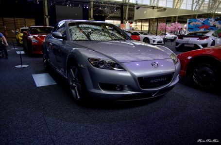 2010-Mazda-RX-8-2.6i-Renesis-Revolution-01
