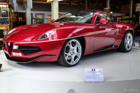 2013-Alpha RomeoTouring Superleggera Disco Volante -eq01