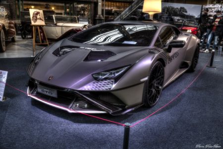 2021-Lamborghini-Huraca-STO-01-Créatif